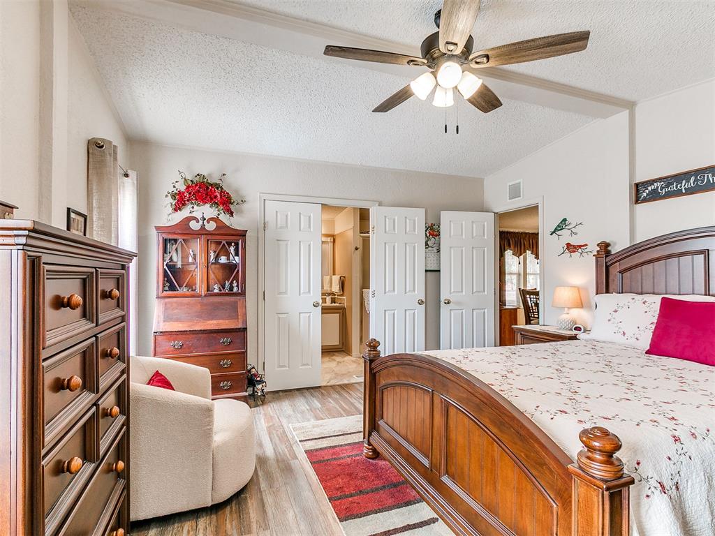 16812 S Midwest Boulevard Property Photo 24