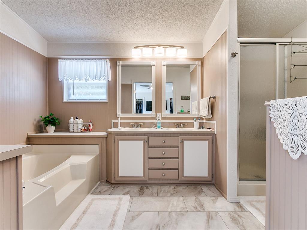 16812 S Midwest Boulevard Property Photo 25
