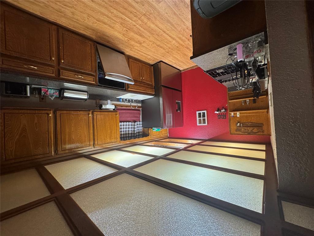 420 W 8th Street Property Photo 2