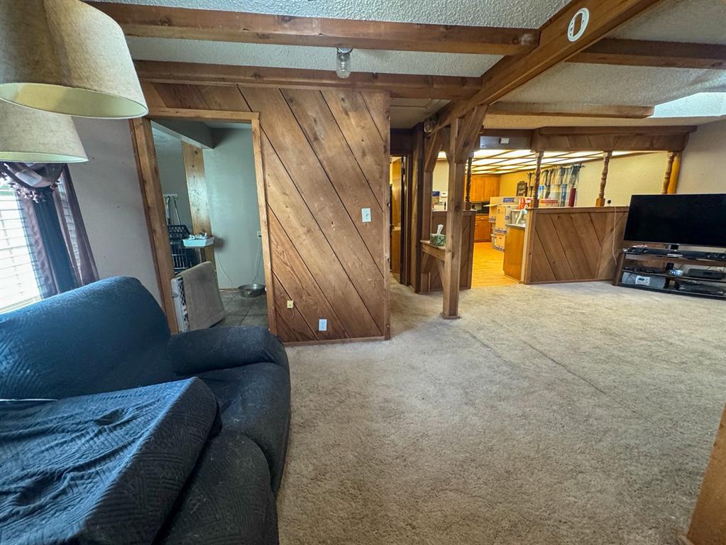 420 W 8th Street Property Photo 11