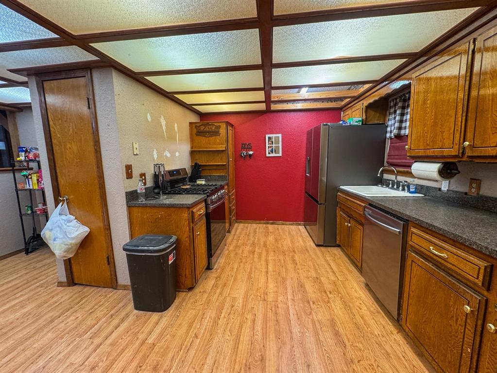 420 W 8th Street Property Photo 13