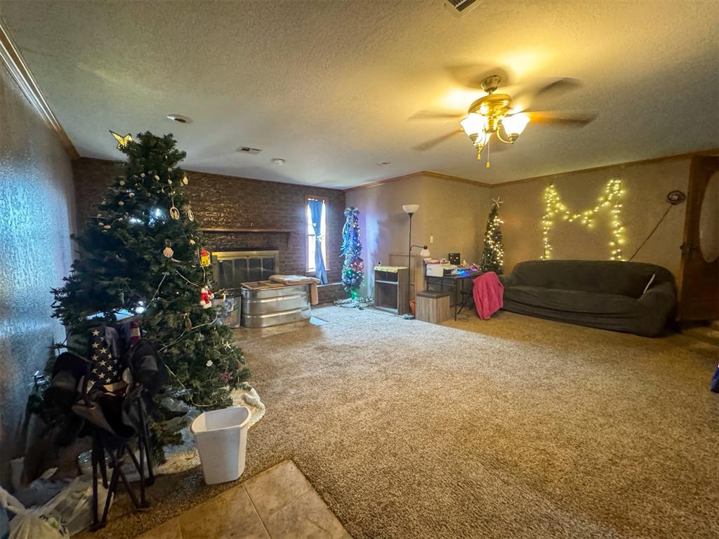 420 W 8th Street Property Photo 18