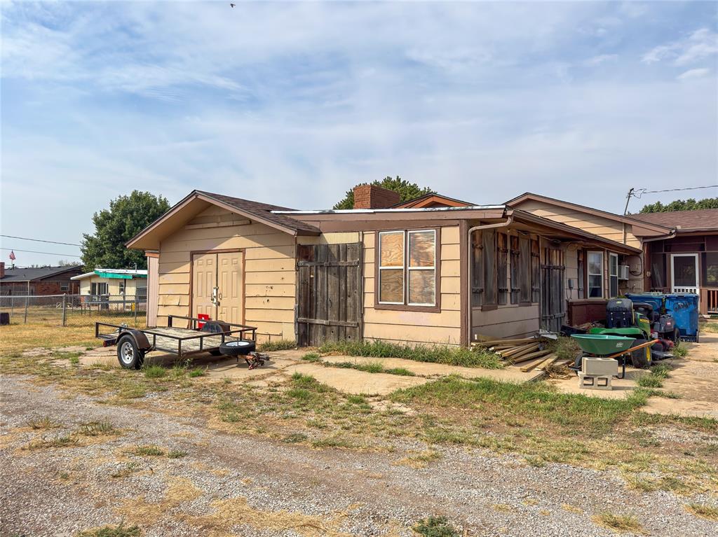 420 W 8th Street Property Photo 22