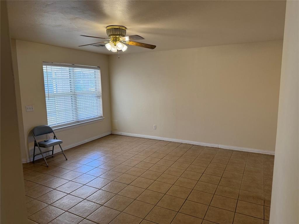 3017 Nw 30th Street Property Photo 4