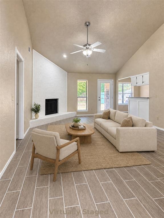 420 Crest Place Property Photo 5