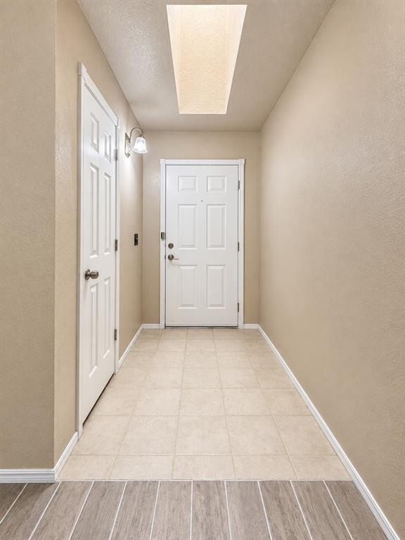 420 Crest Place Property Photo 7