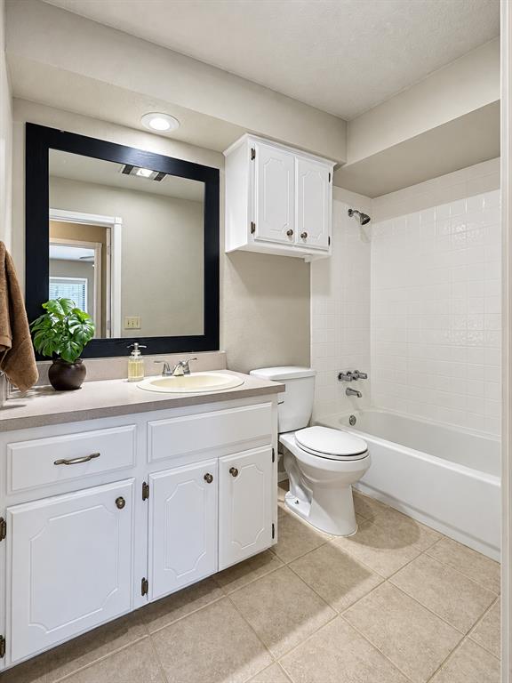 420 Crest Place Property Photo 24