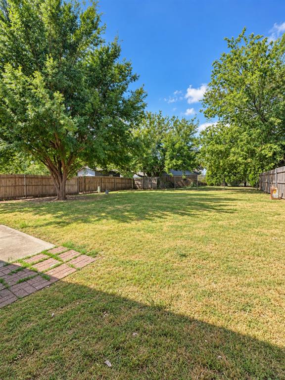 420 Crest Place Property Photo 32