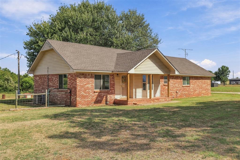 14031 N County Road 3010 Property Photo 2