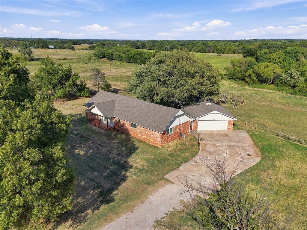 14031 N County Road 3010 Property Photo 4