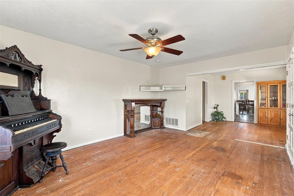 14031 N County Road 3010 Property Photo 10