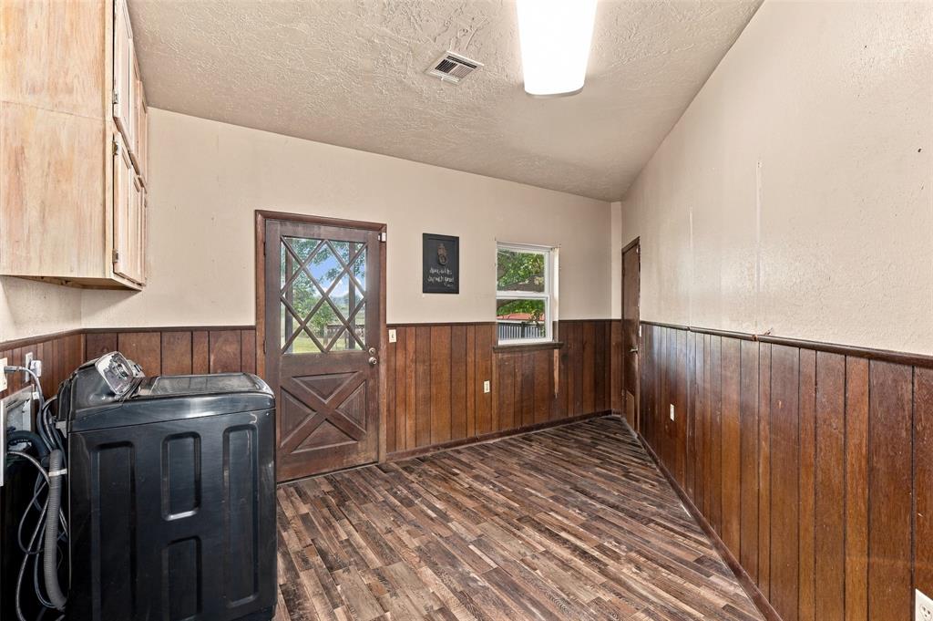 14031 N County Road 3010 Property Photo 33