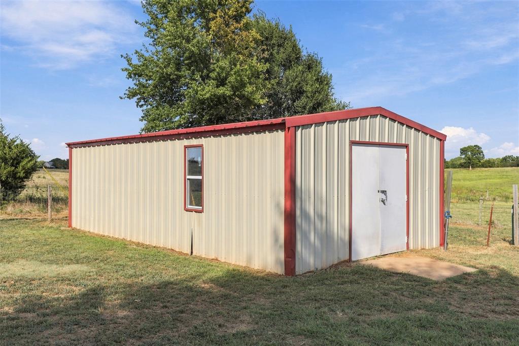 14031 N County Road 3010 Property Photo 38