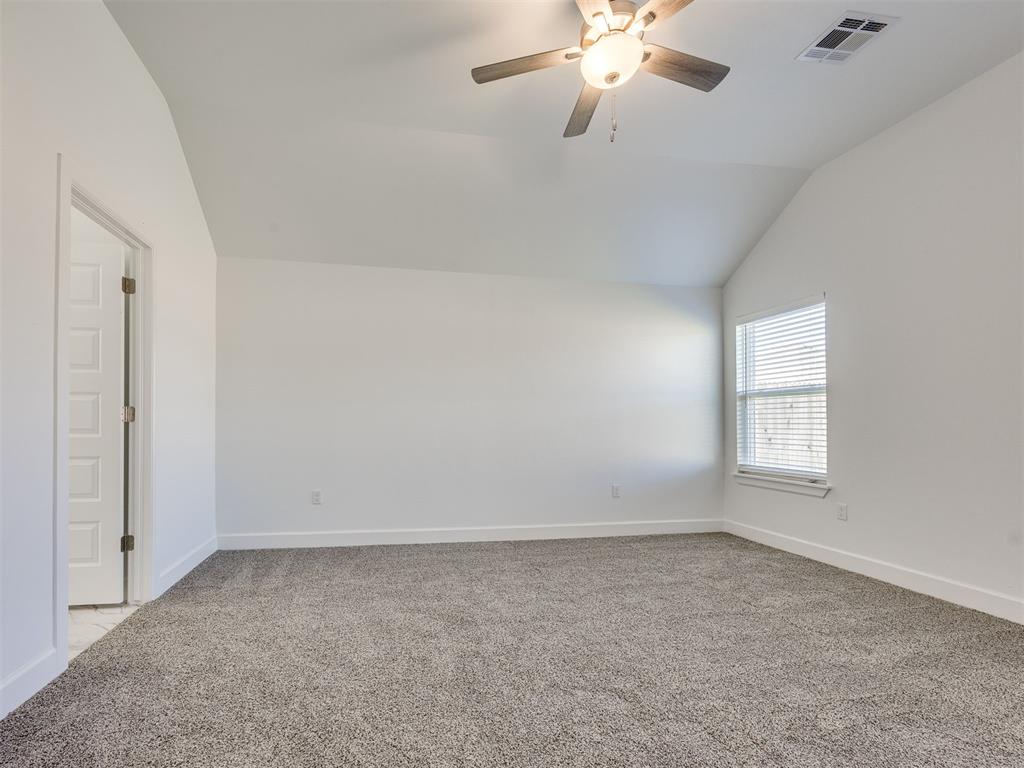 2917 Kingswood Drive Property Photo 12