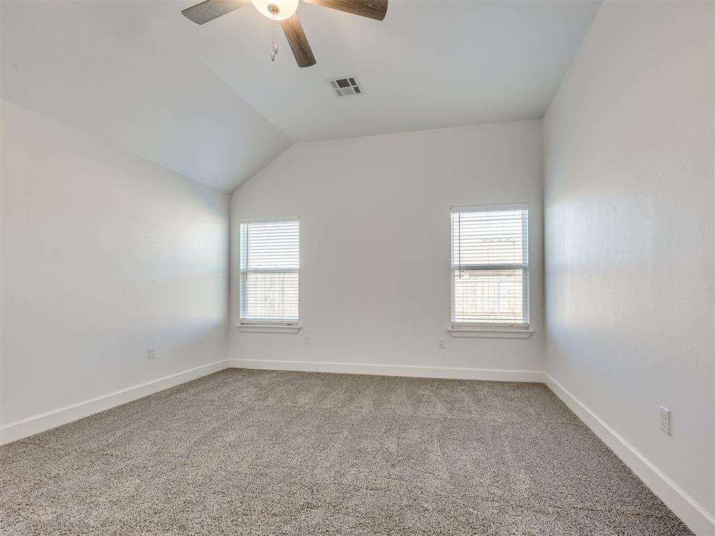 2917 Kingswood Drive Property Photo 13