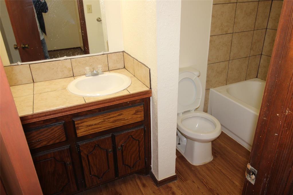 1248323 Property Photo 16