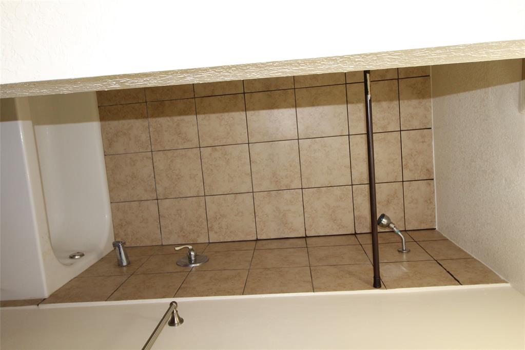 1248323 Property Photo 17