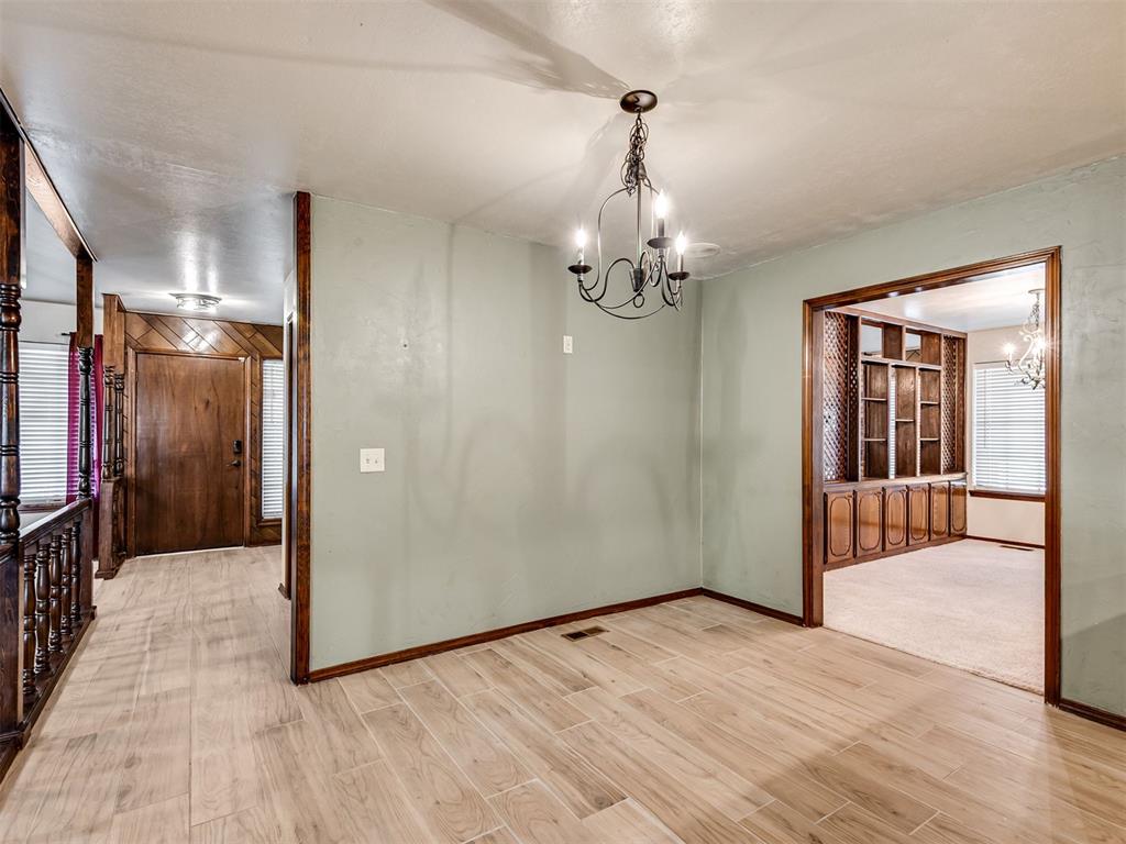 2501 Southlawn Drive Property Photo 9