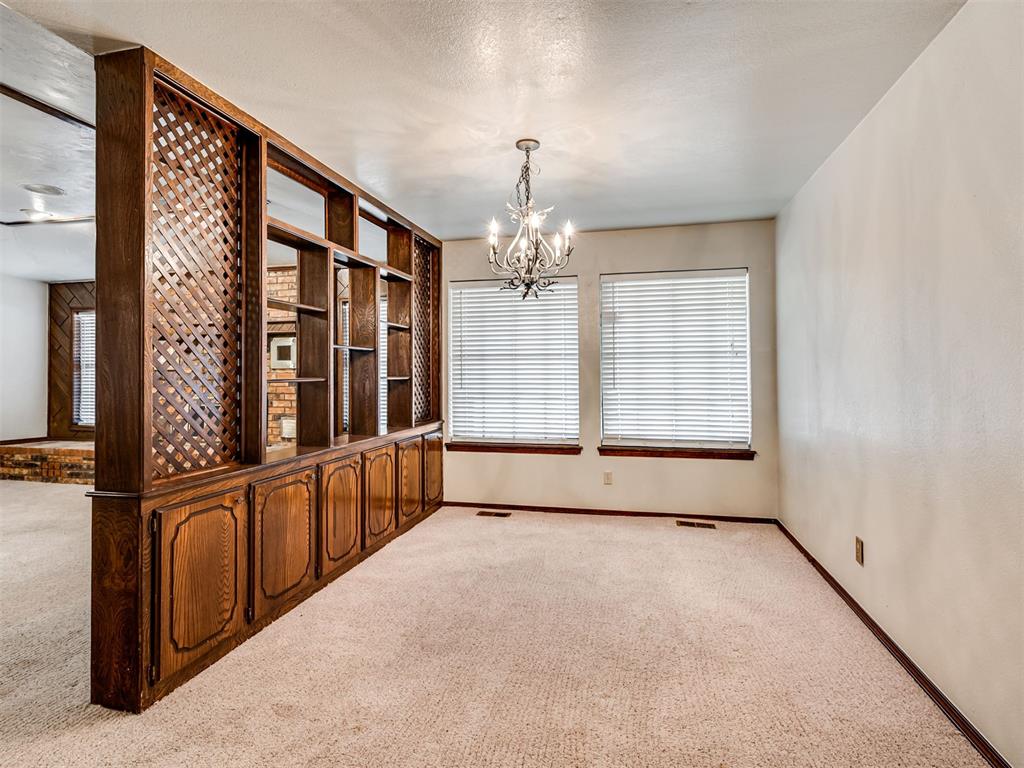 2501 Southlawn Drive Property Photo 12