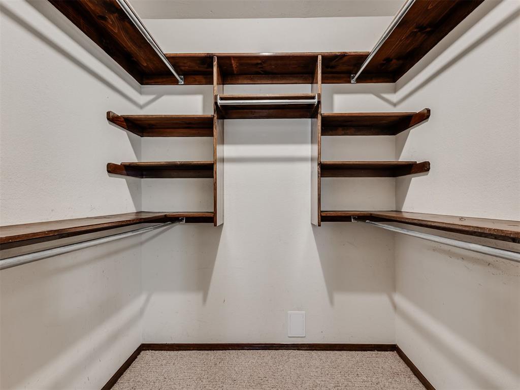 2501 Southlawn Drive Property Photo 15