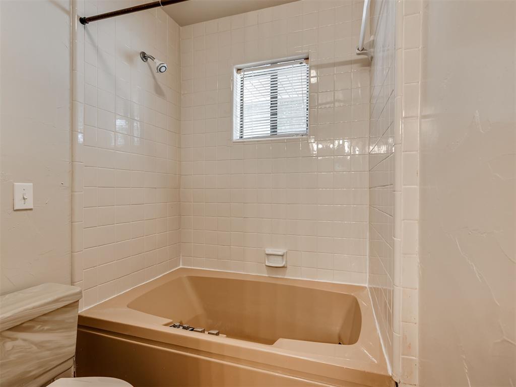 2501 Southlawn Drive Property Photo 21