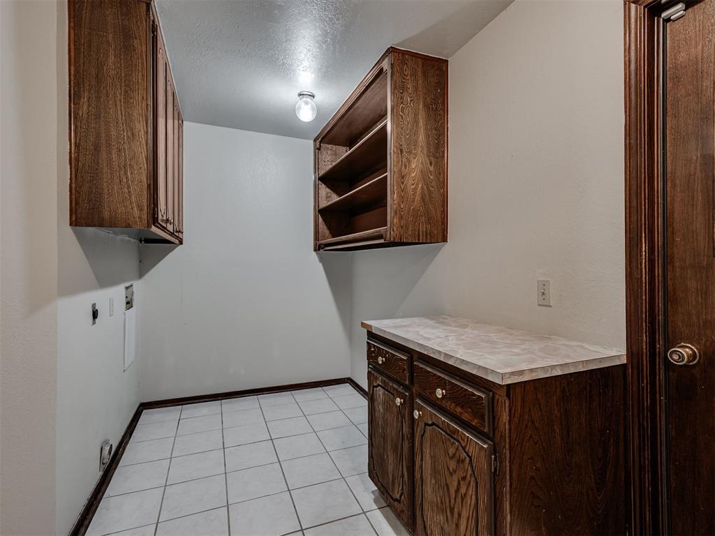 2501 Southlawn Drive Property Photo 28