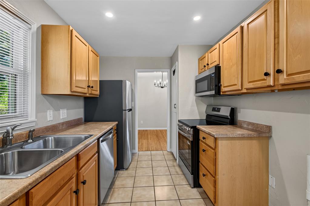 1248325 Property Photo 12