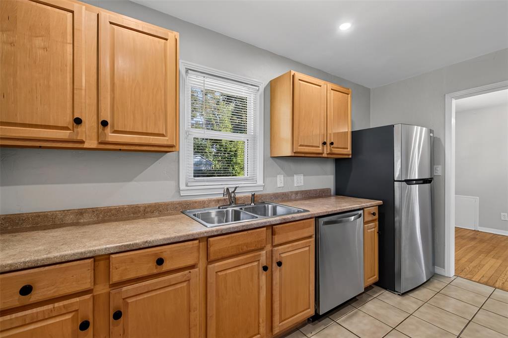 1248325 Property Photo 13