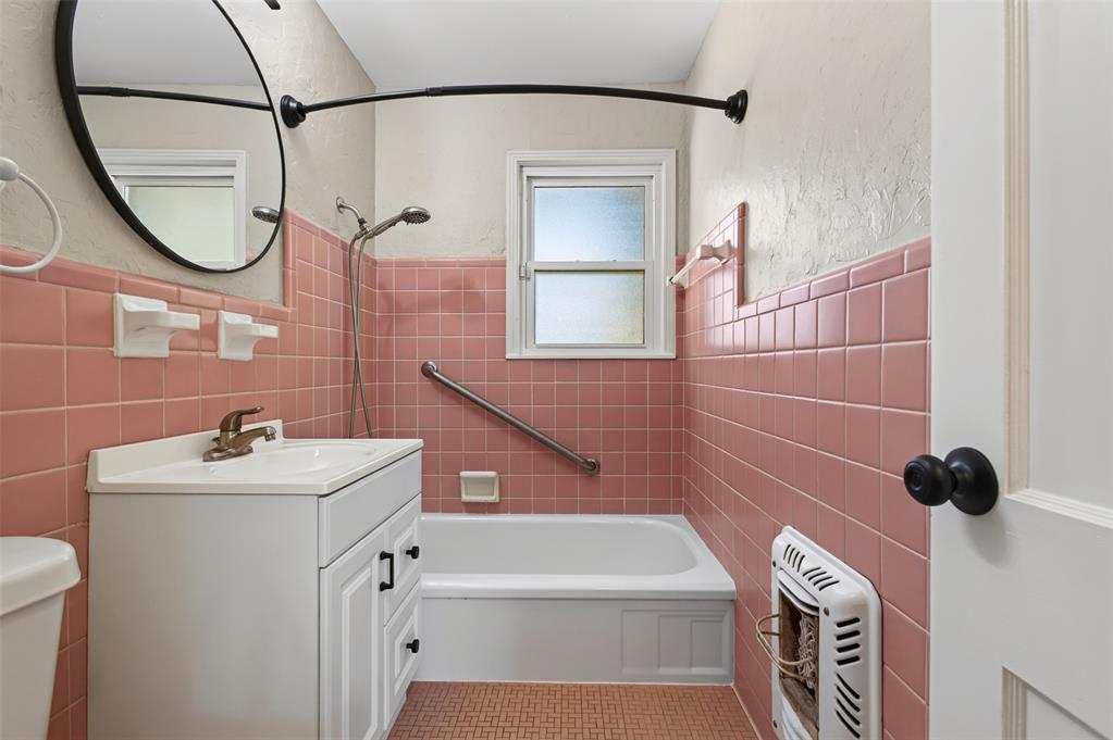 1248325 Property Photo 19