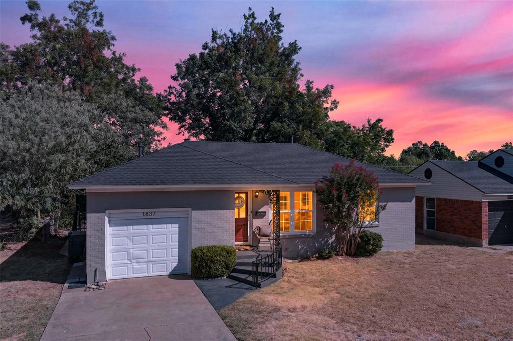 1248325 Property Photo 30