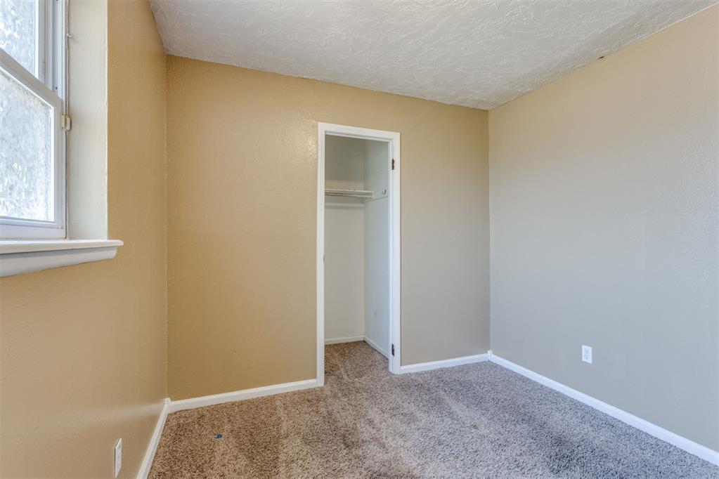 805 Nw 22nd Street Property Photo 25