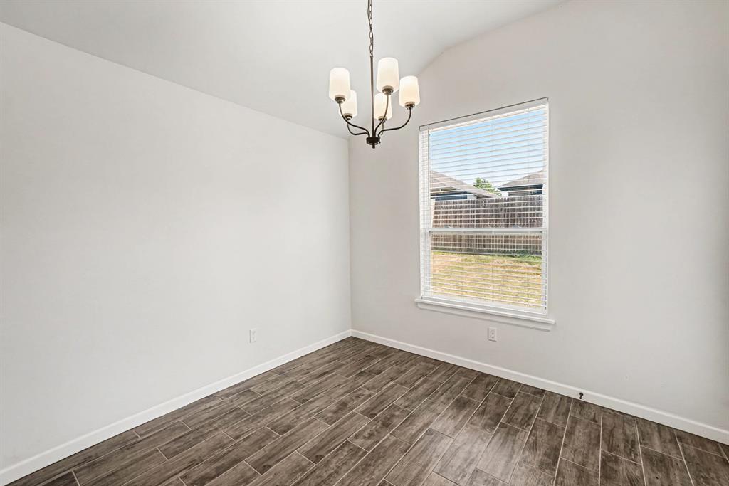 2323 Arcady Avenue Property Photo 9