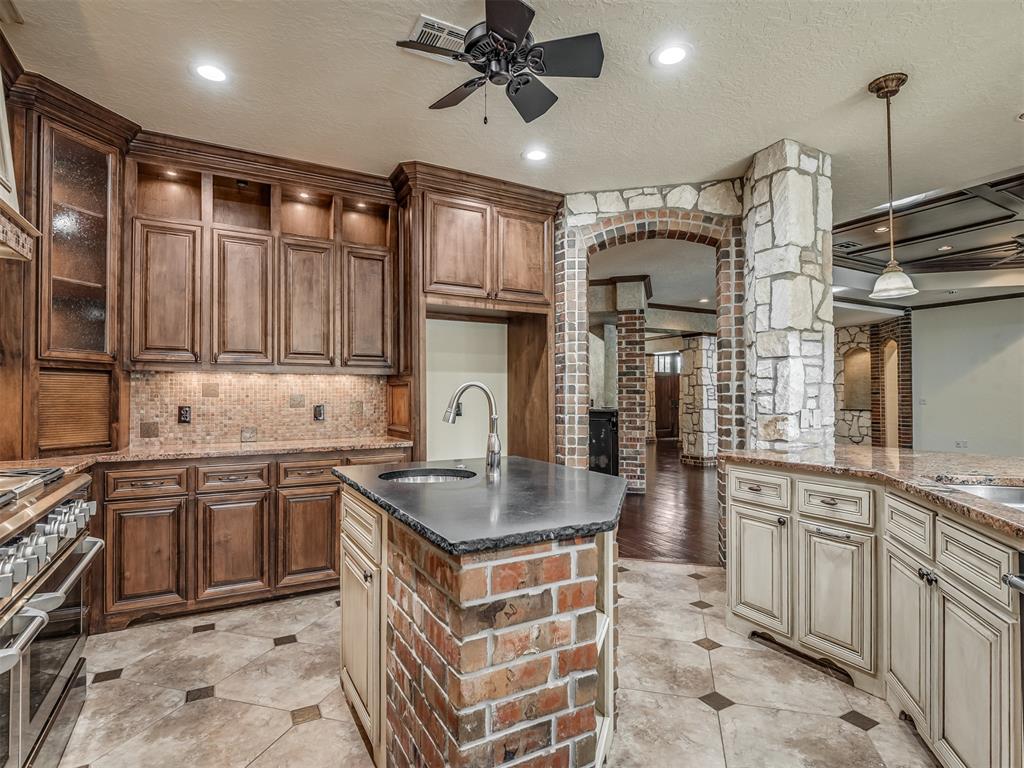 3301 Santa Rosa Court Property Photo 21