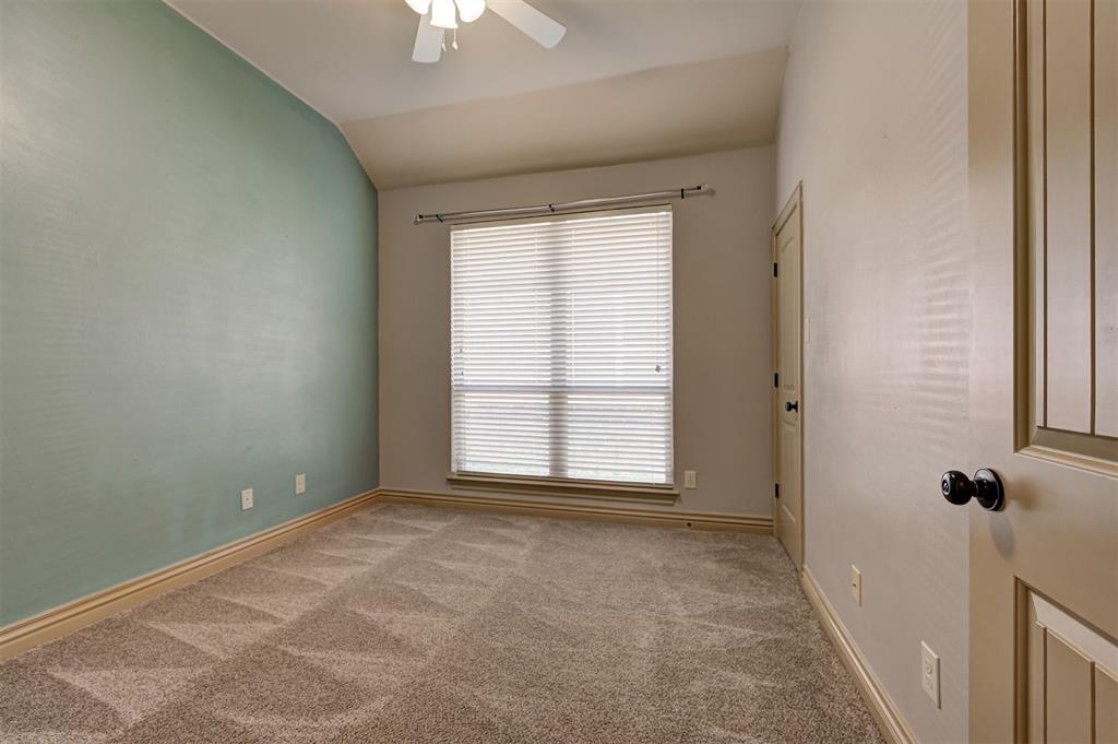 8104 Nw 159th Street Property Photo 39