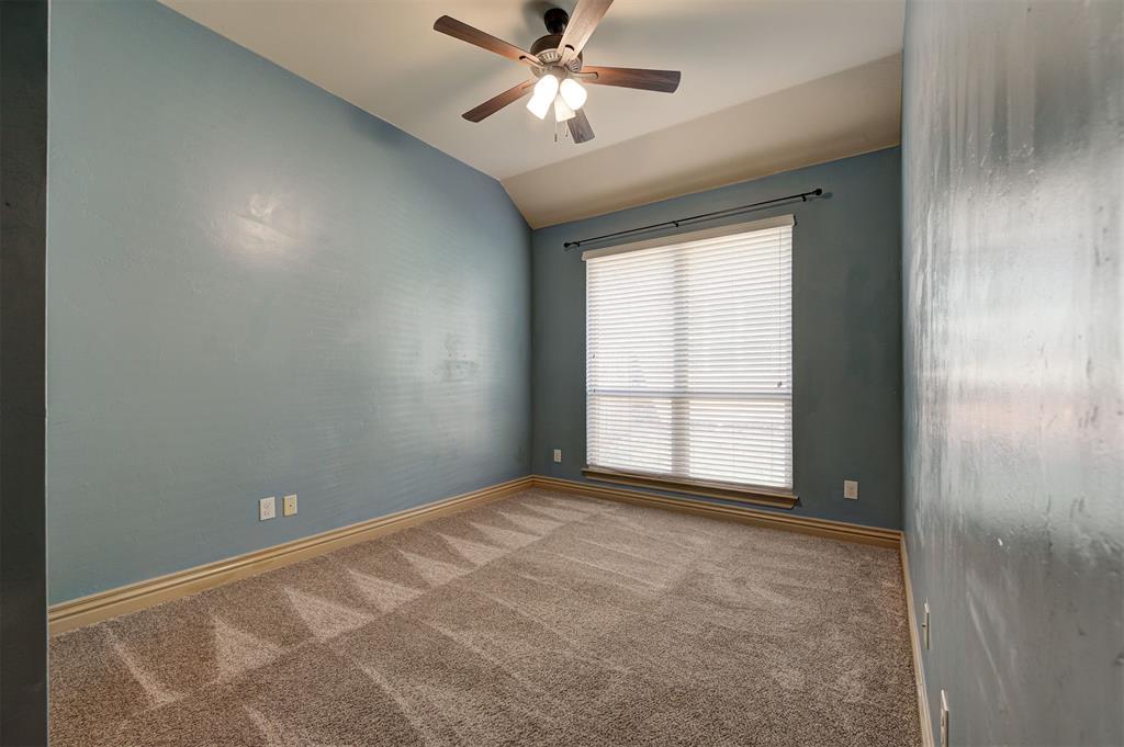 8104 Nw 159th Street Property Photo 40