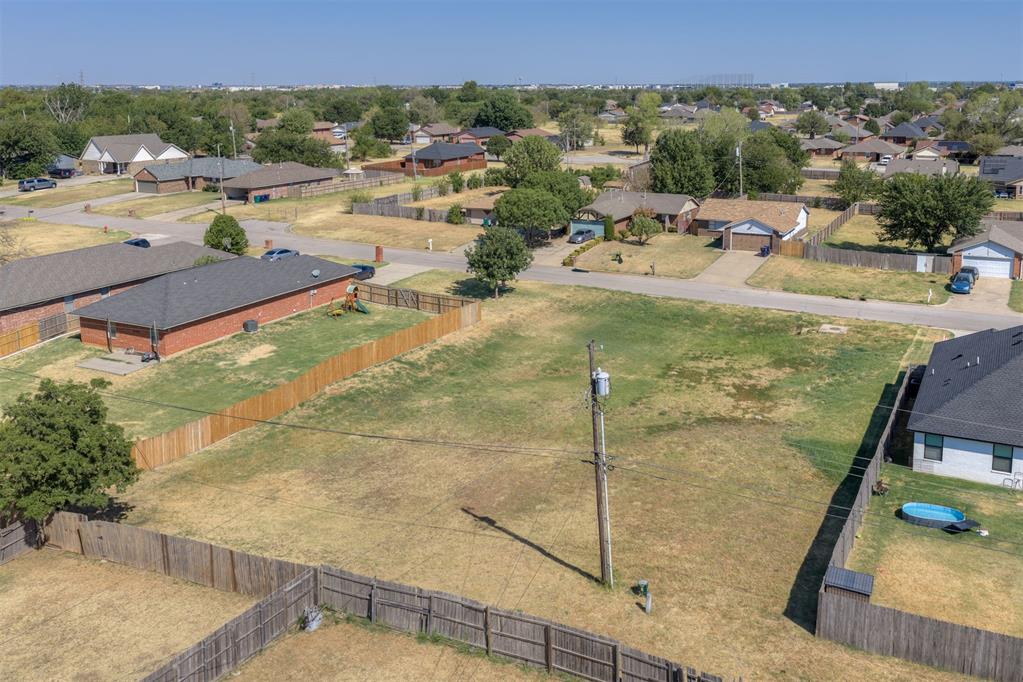 628 Nw 110th Street Property Photo 4