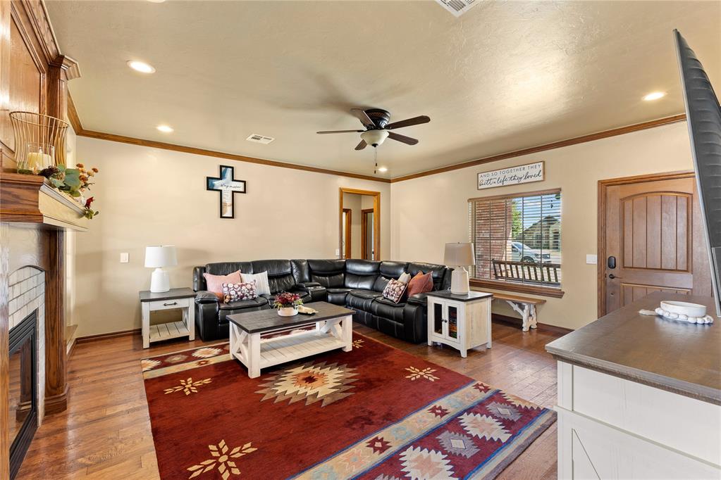 2209 Pinnacle Drive Property Photo 4