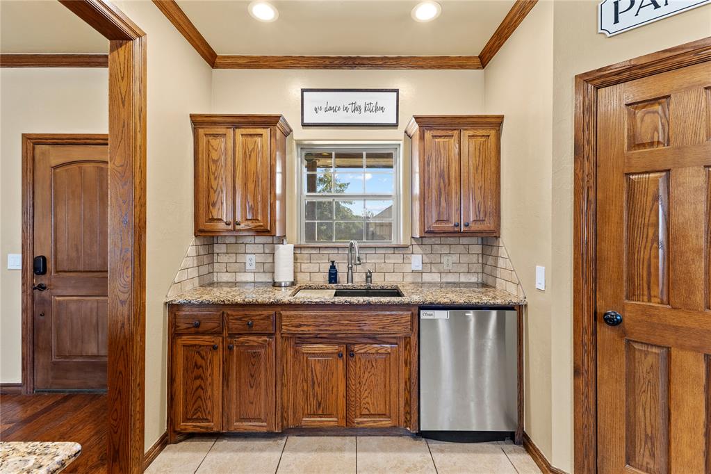 2209 Pinnacle Drive Property Photo 8