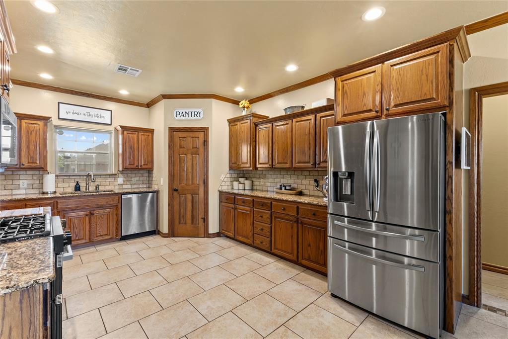 2209 Pinnacle Drive Property Photo 10