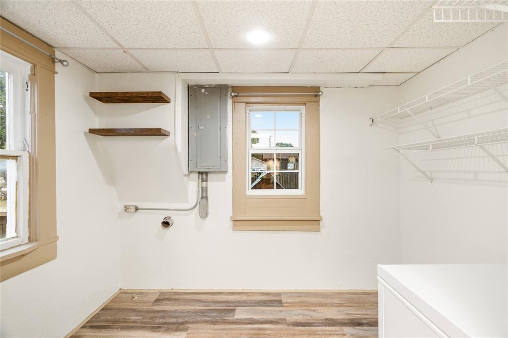 301 N Wikoff Avenue Property Photo 19