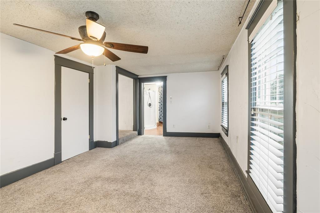 301 N Wikoff Avenue Property Photo 22