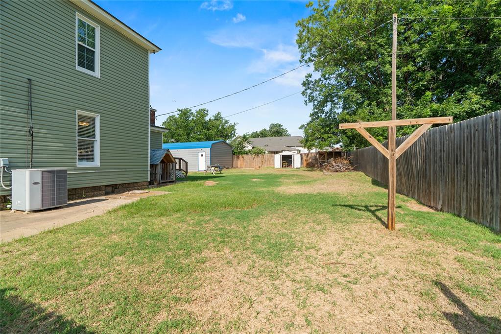 301 N Wikoff Avenue Property Photo 37