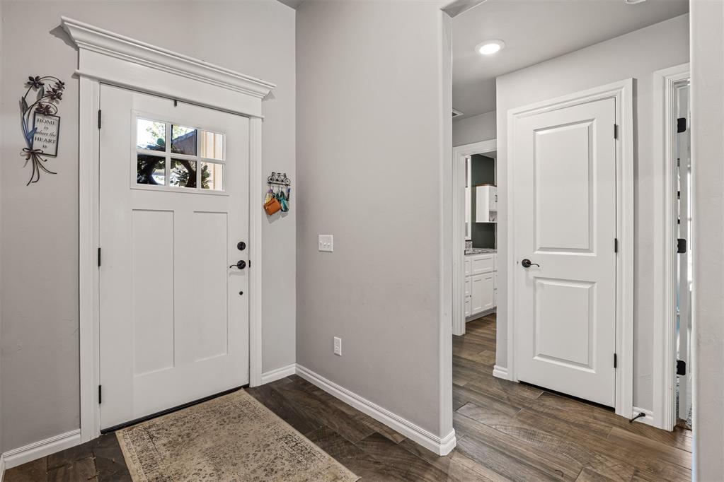4305 Palmetto Trail Property Photo 5