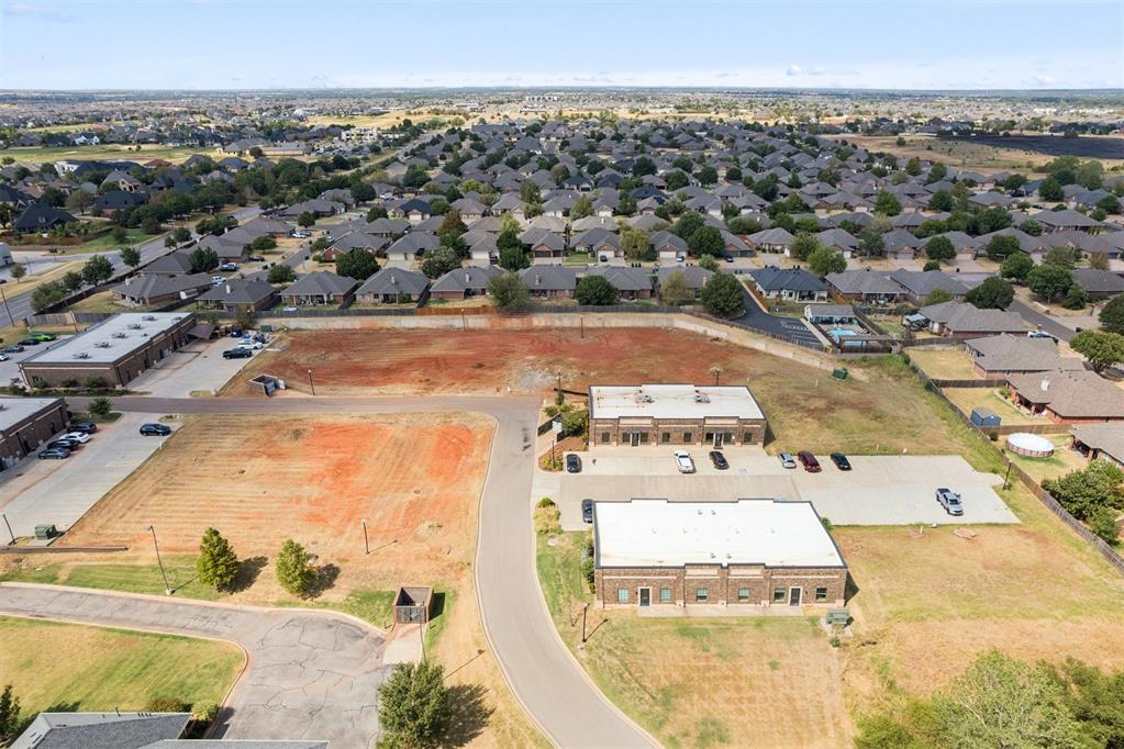 16530 N May Avenue Bldg 3 Property Photo 4