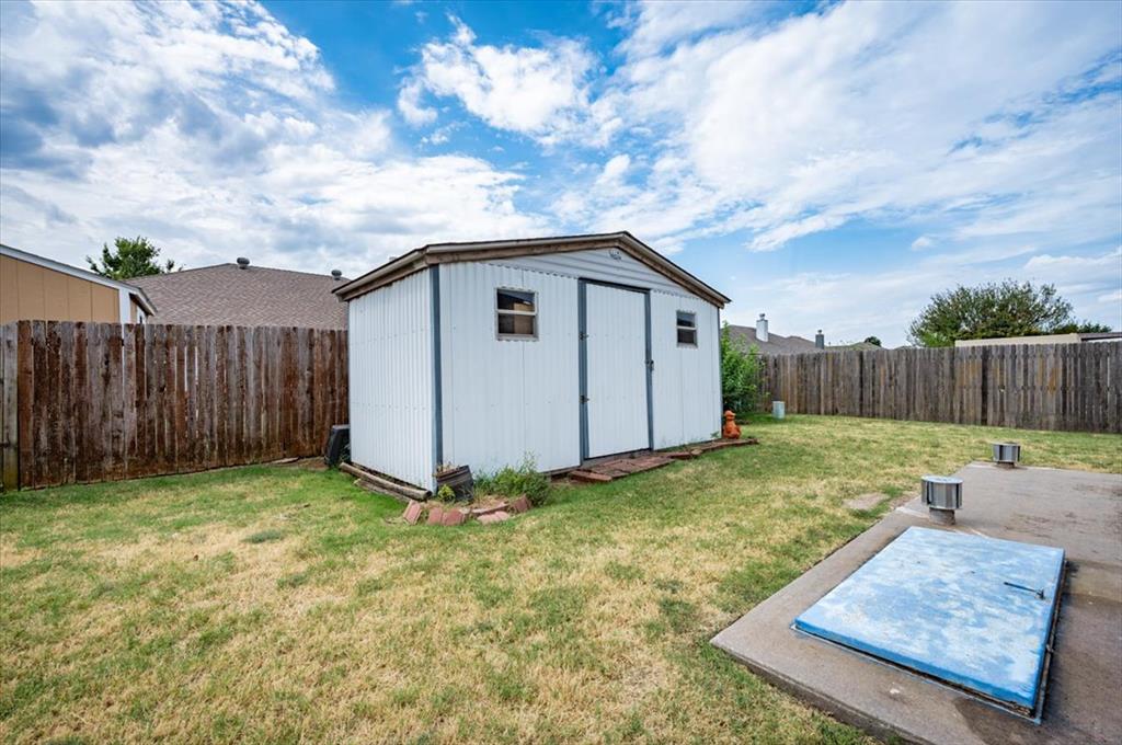 620 Sw 154th Place Property Photo 10