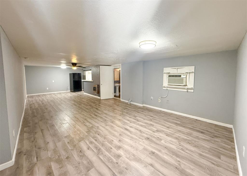 519 Sw 35th Street B Property Photo 2