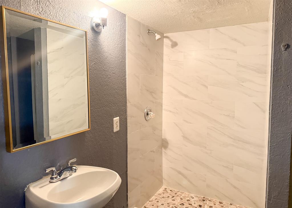 519 Sw 35th Street B Property Photo 11