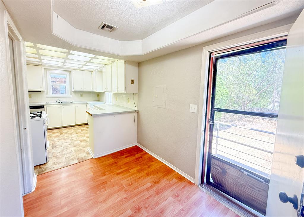 521 Sw 35th Street A Property Photo 7