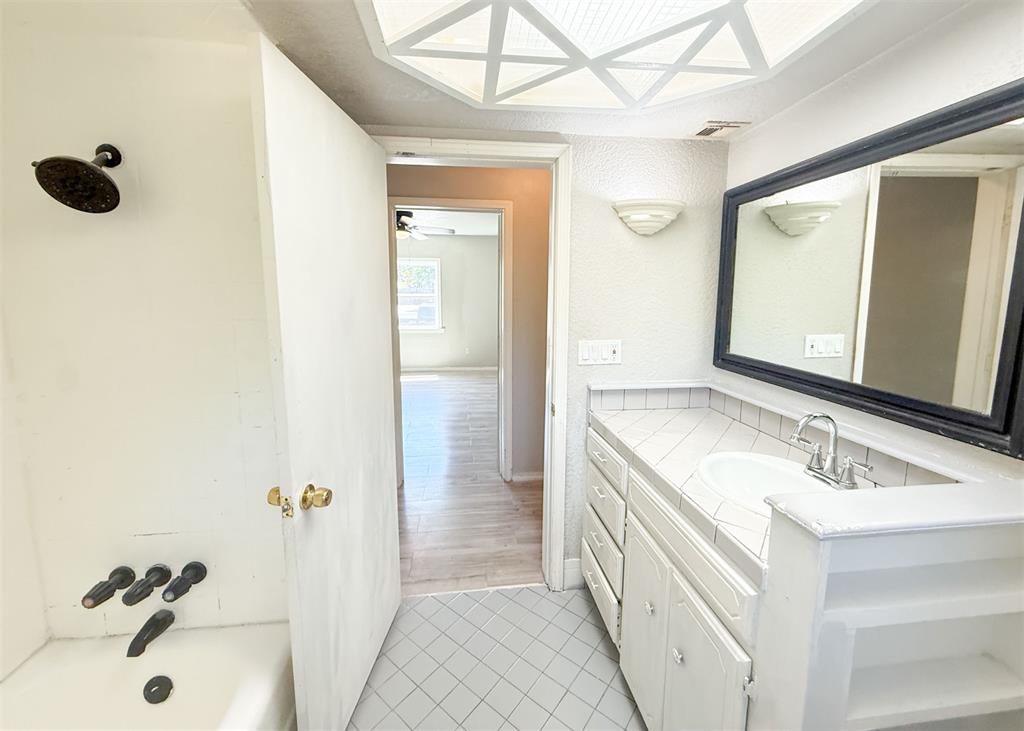 521 Sw 35th Street A Property Photo 10