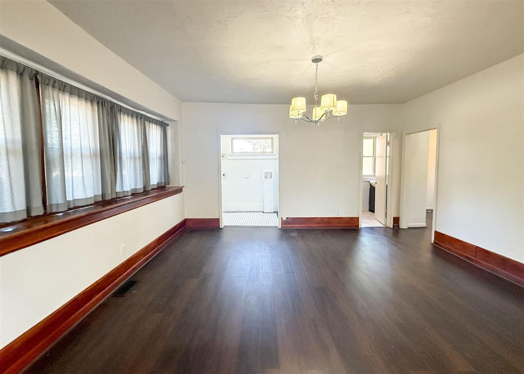 1741 W Park Place Property Photo 10
